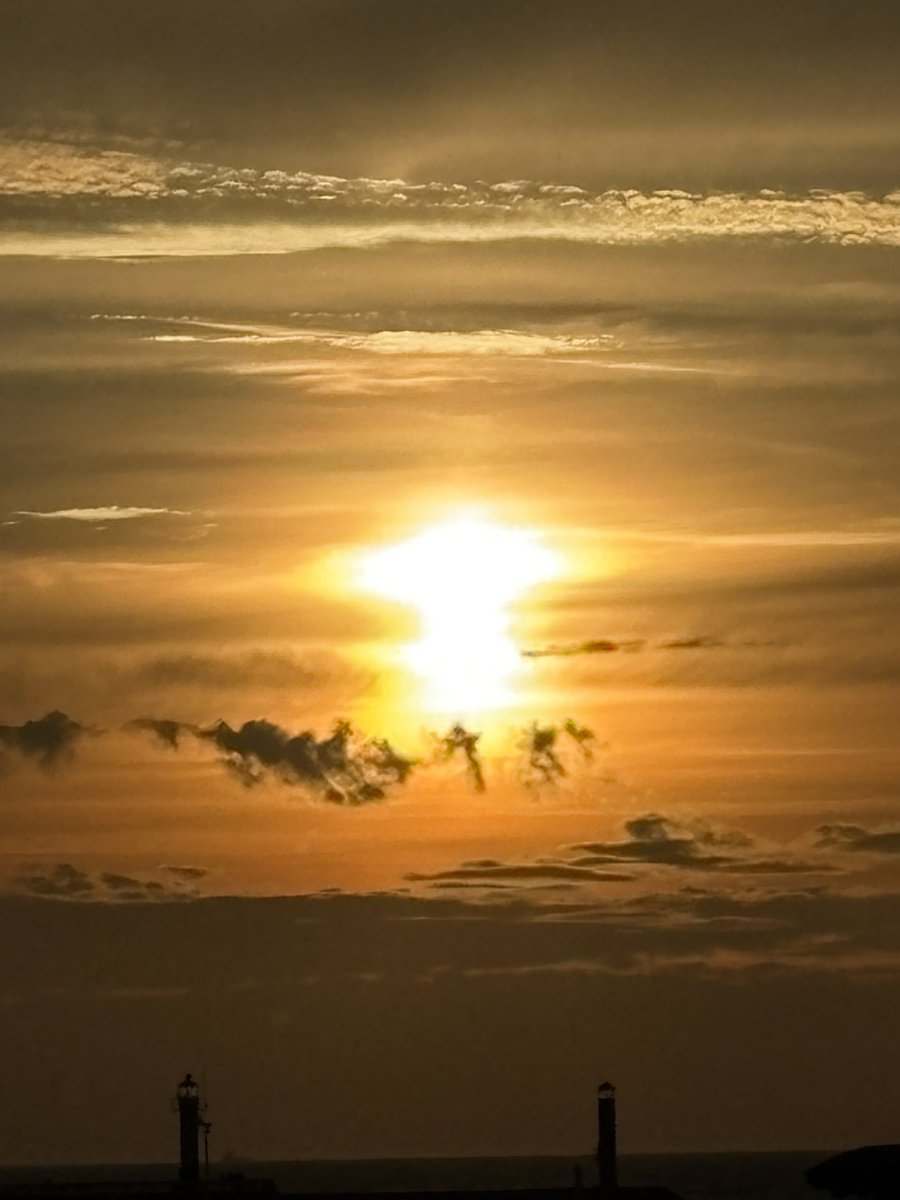 christina tweet media