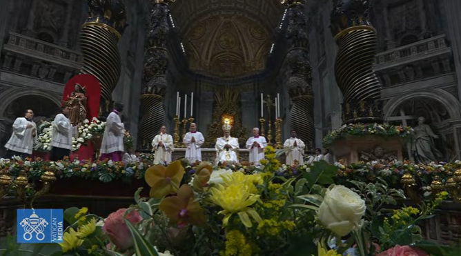 CatholicNewsSvc's tweet image. Lumen Christi! Deo gratias. #PopeLeoXIV #Vatican