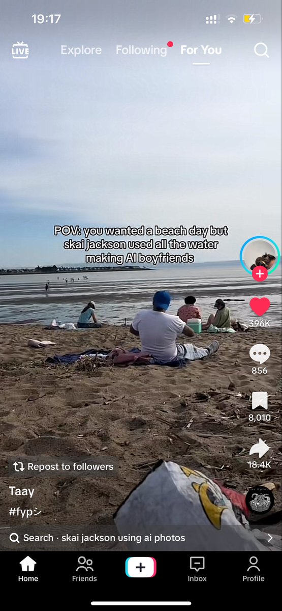 it girl energy 🫧 tweet media