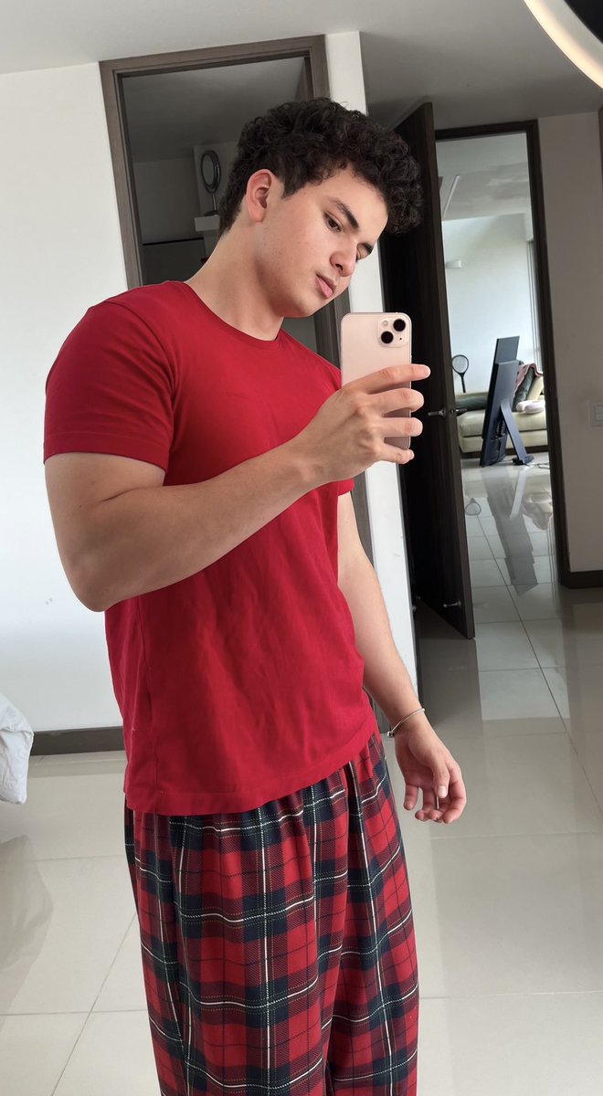 Brando tweet media