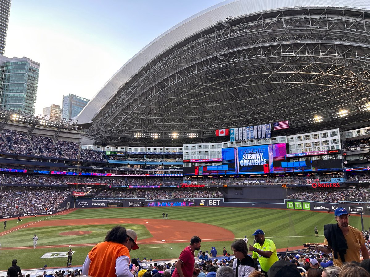 Eric Hug tweet media