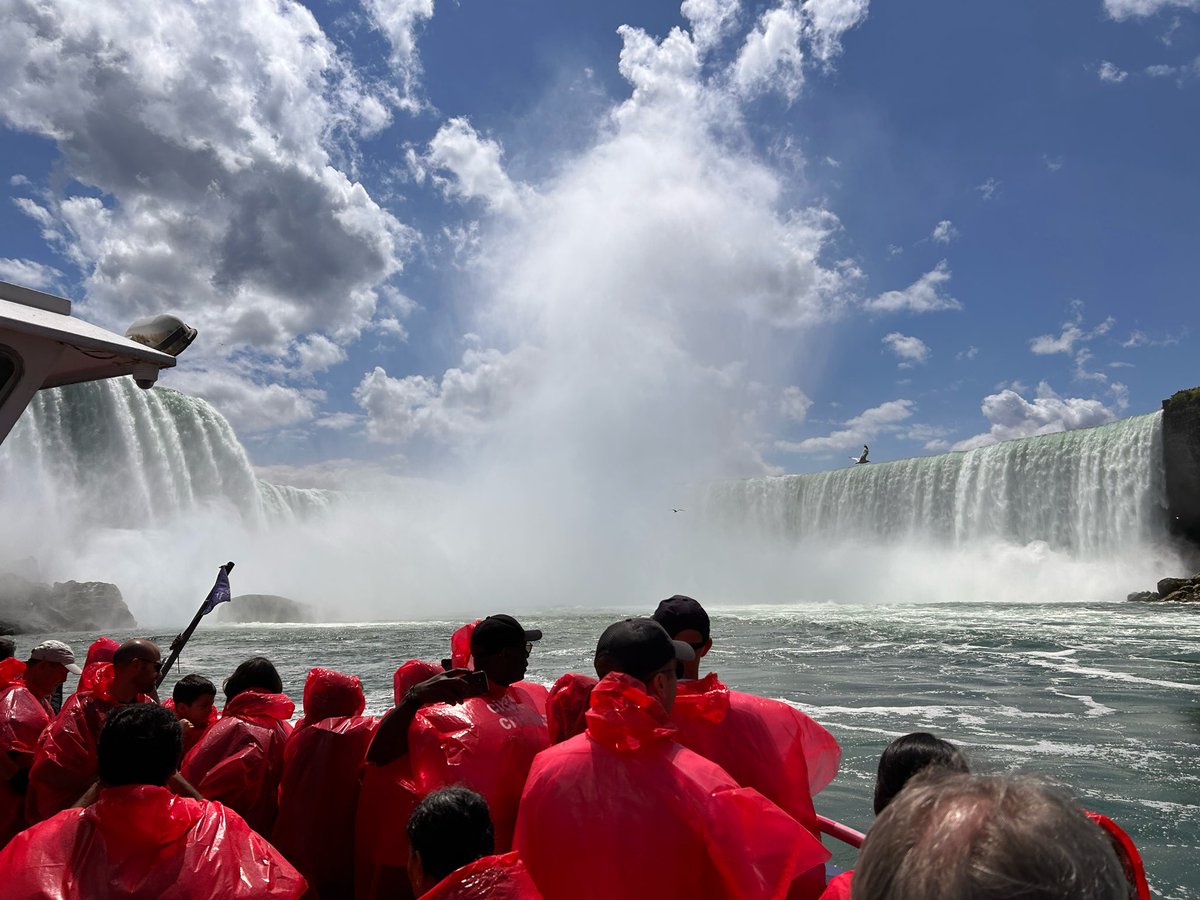 Eric Hug tweet media