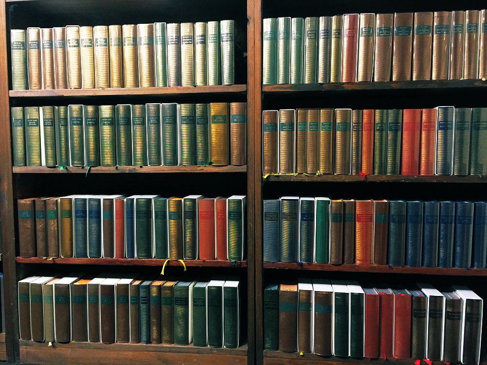 📚Cosmos Littéraire🌌 tweet media