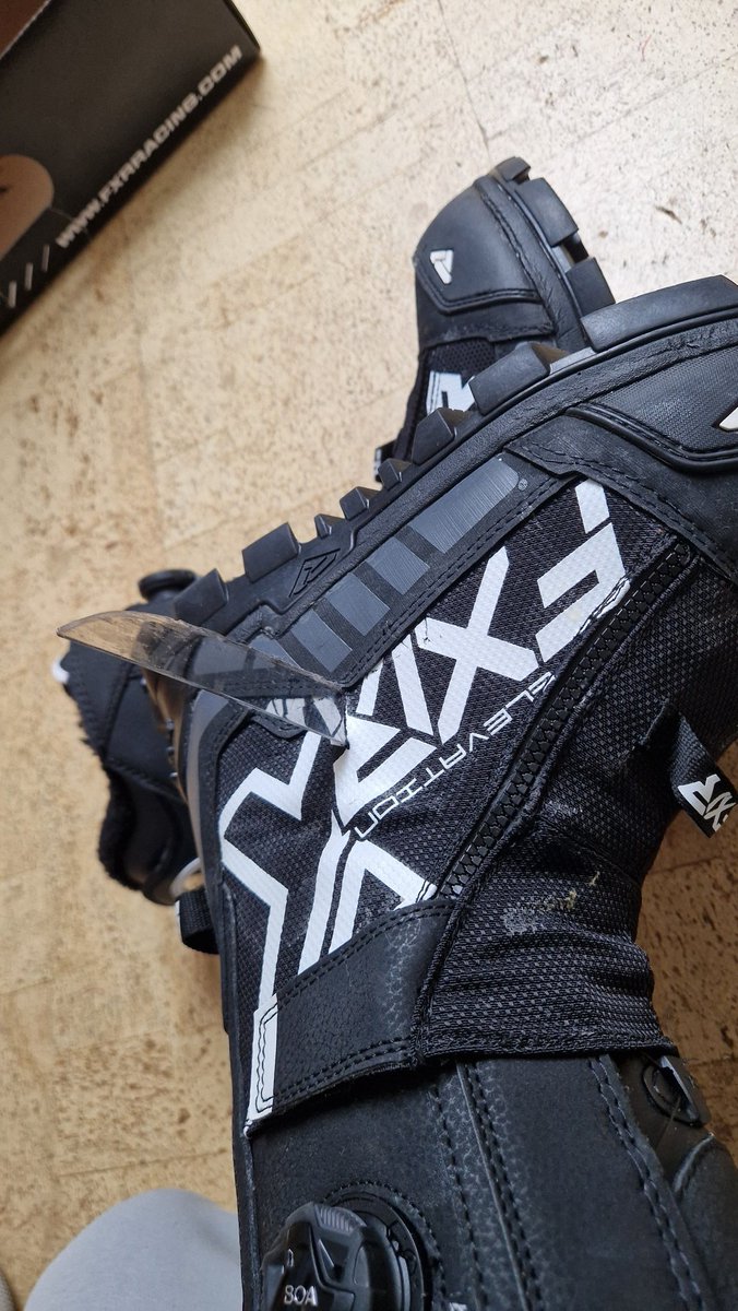 sneakerloveraustria tweet media