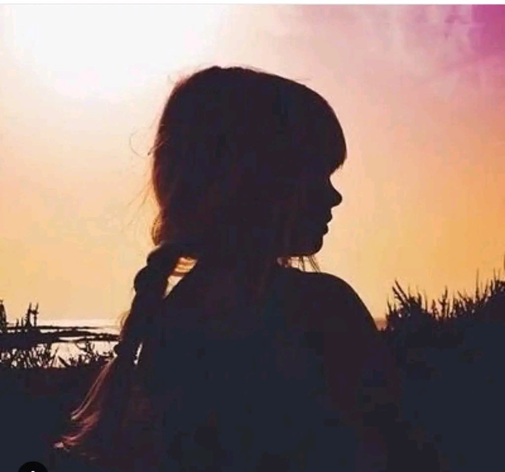 خــديـجـة 🪶 tweet media