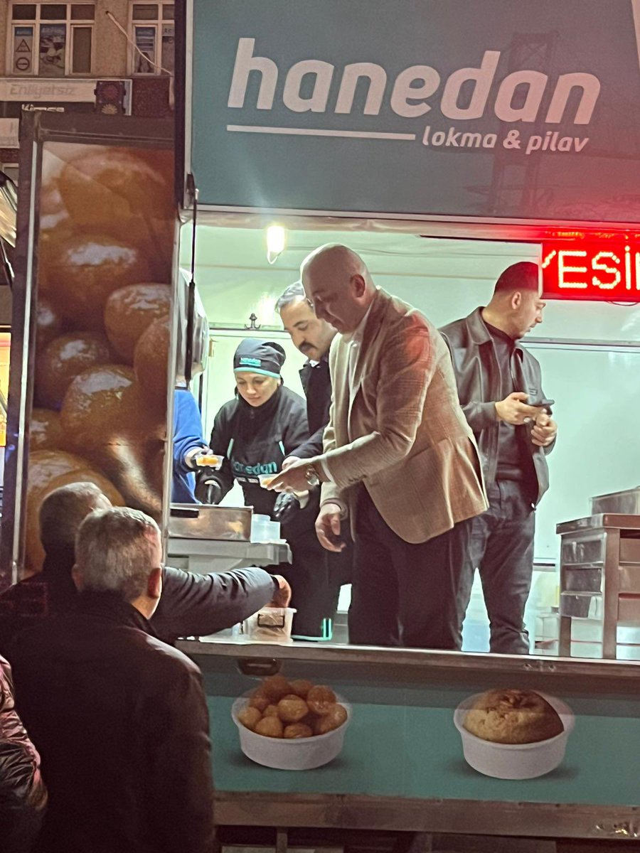 AbdullahcnrMhp's tweet photo. Sultanbeyli Ülkü Ocaklarımız tarafından, Başbuğumuz Alparslan Türkeş bey’in vefatının sene-i devriyesi münasebetiyle düzenlenen Mevlid ve lokma ikramı programına katılım sağladık. Allah cc rahmet eylesin, mekanı cennet olsun inşallah. https://t.co/Jg0pEKL00Y