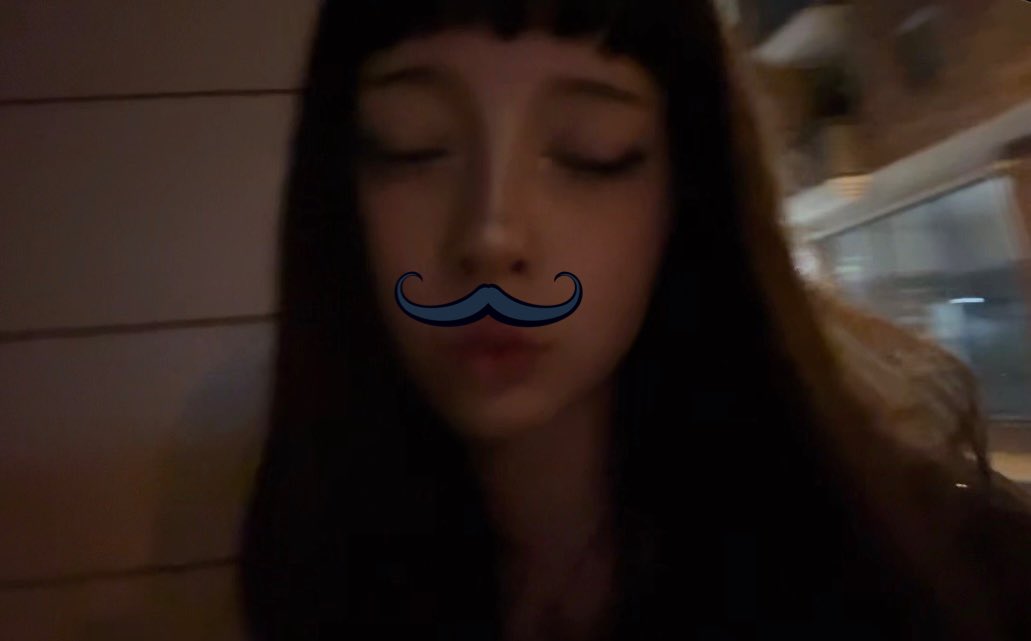 nanis 🧁 tweet media