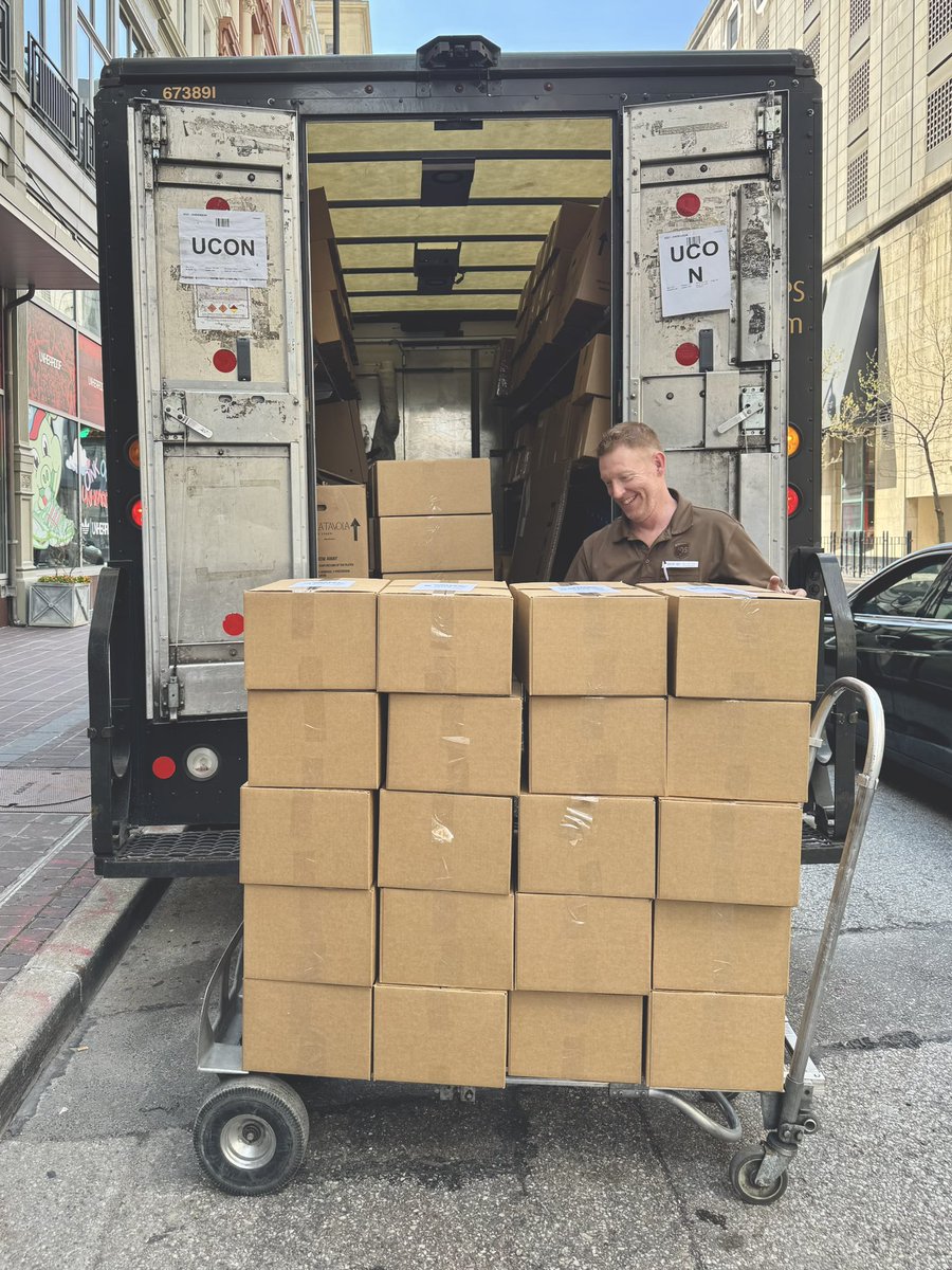 unheardofbrand tweet media