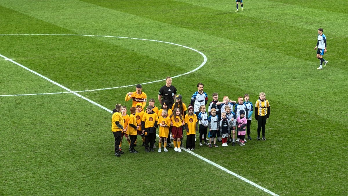 FalkirkfcSS's tweet image. 📸Our FSS mascots today

#HaveYourSay #BackTheFSS #COYB