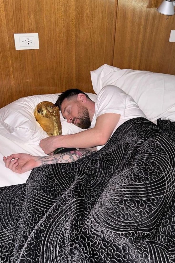 Nilanjana¹⁰ tweet media