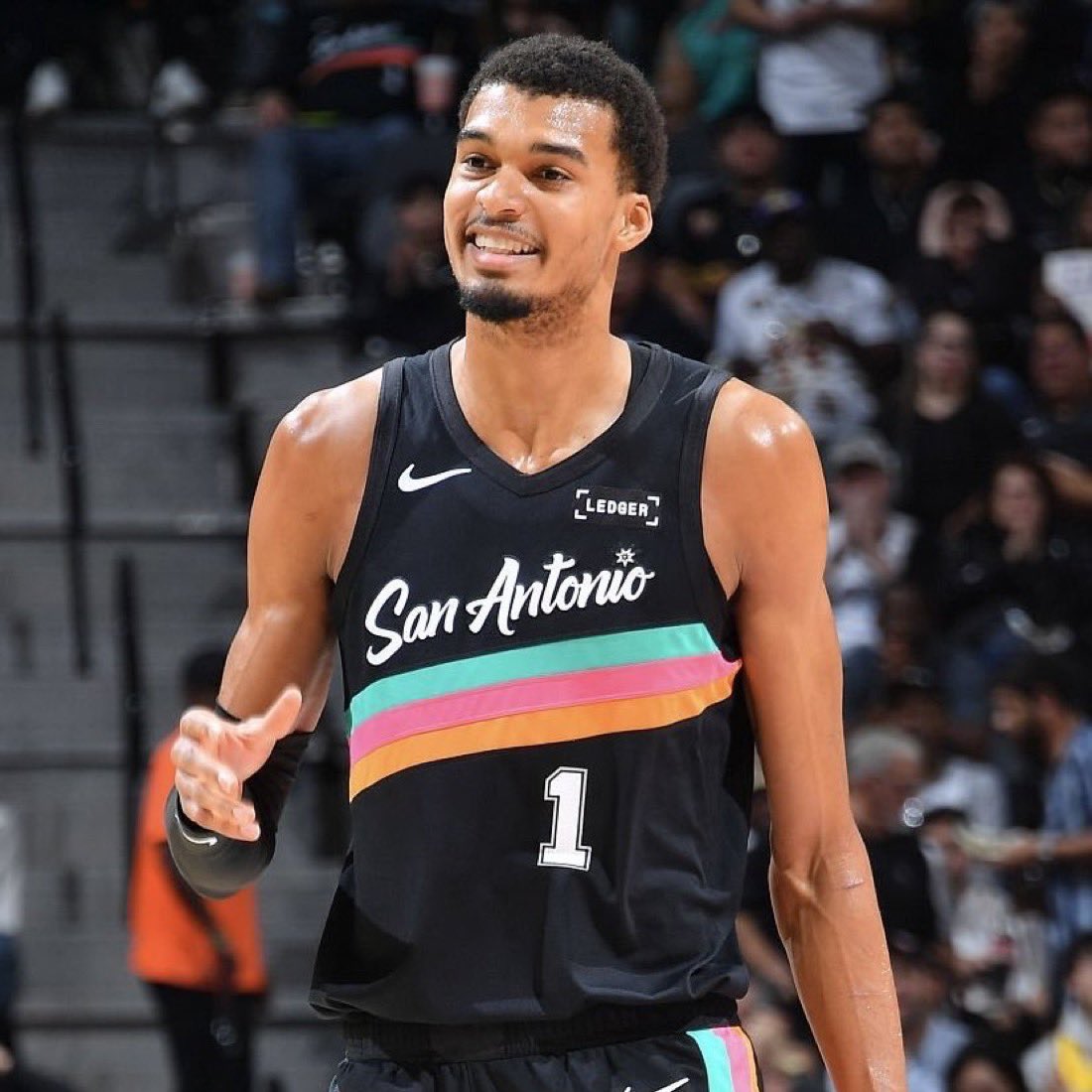 Hoop Central tweet media