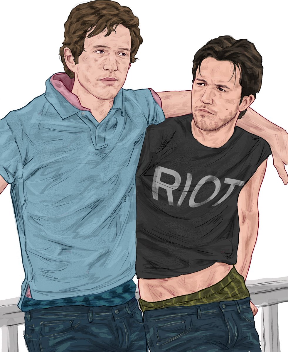 robbie :)💫 tweet media