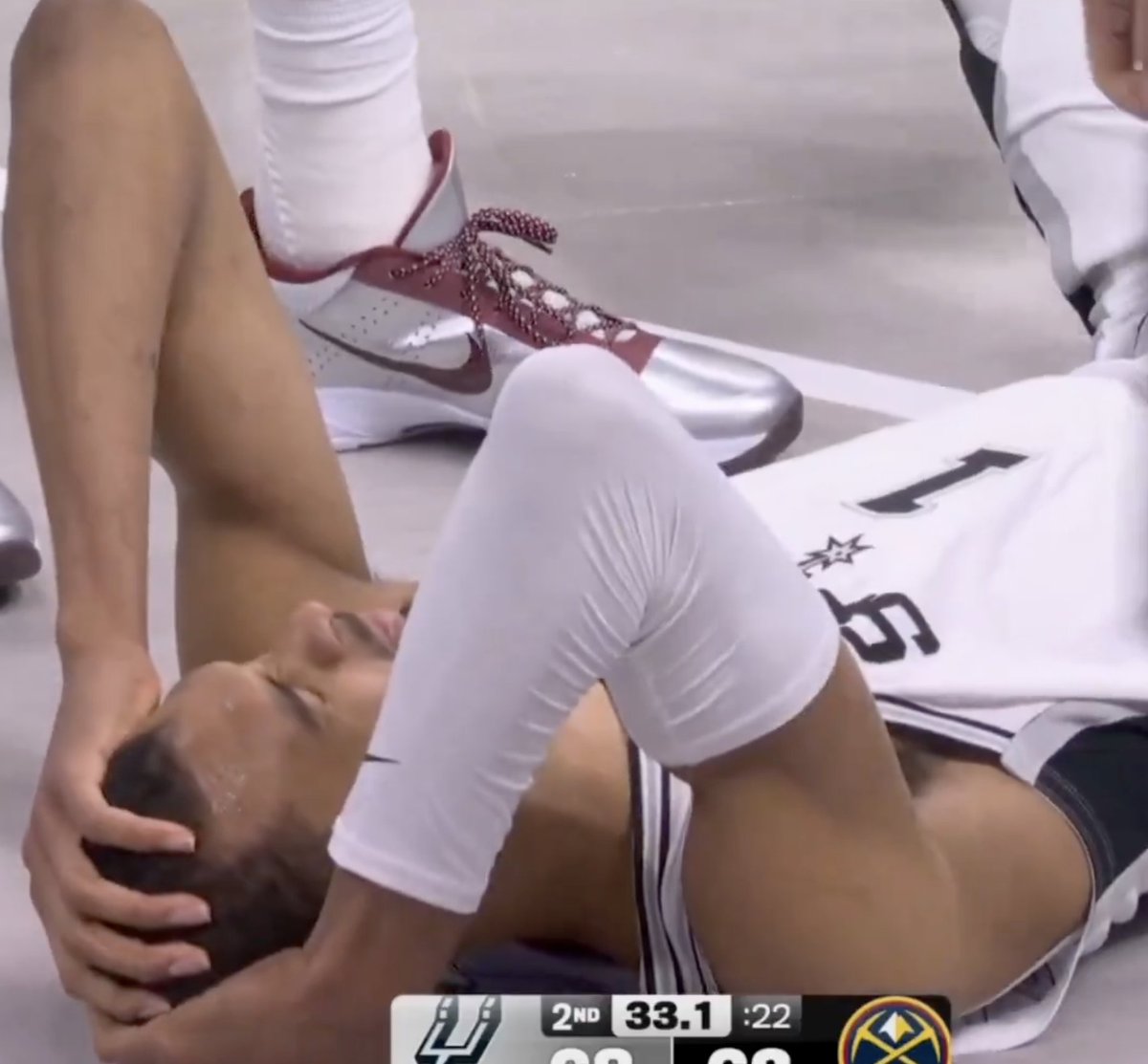 PolymarketSport's tweet photo. 🚨BREAKING: Nikola Jokic and the Nuggets just SNAPPED MVP frontrunner Wemby and his Spurs' 11-game win streak.

Spurs first loss since... the last time they played Denver