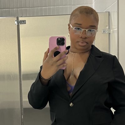 GoddessOrion_'s tweet photo. Only 🐷 allowed

Findom unite. https://t.co/Lz5yWVqlPm