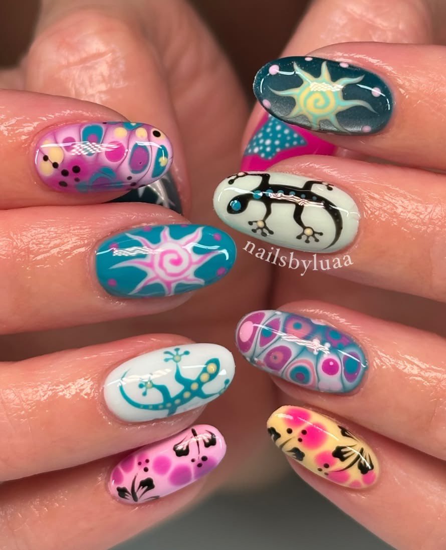 oʇı̣sǝnb!⚢🐛 tweet media