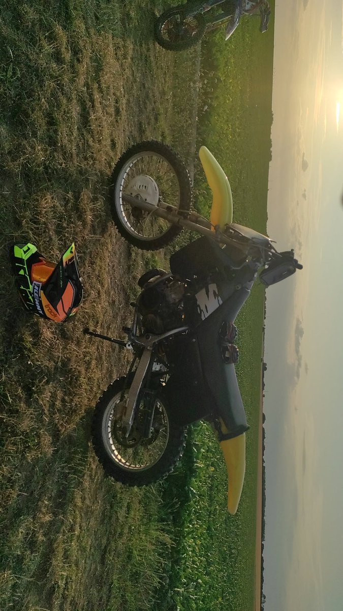 TomCB999 tweet media