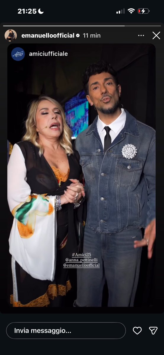 perché anna è vestita da gheisha? #amici26