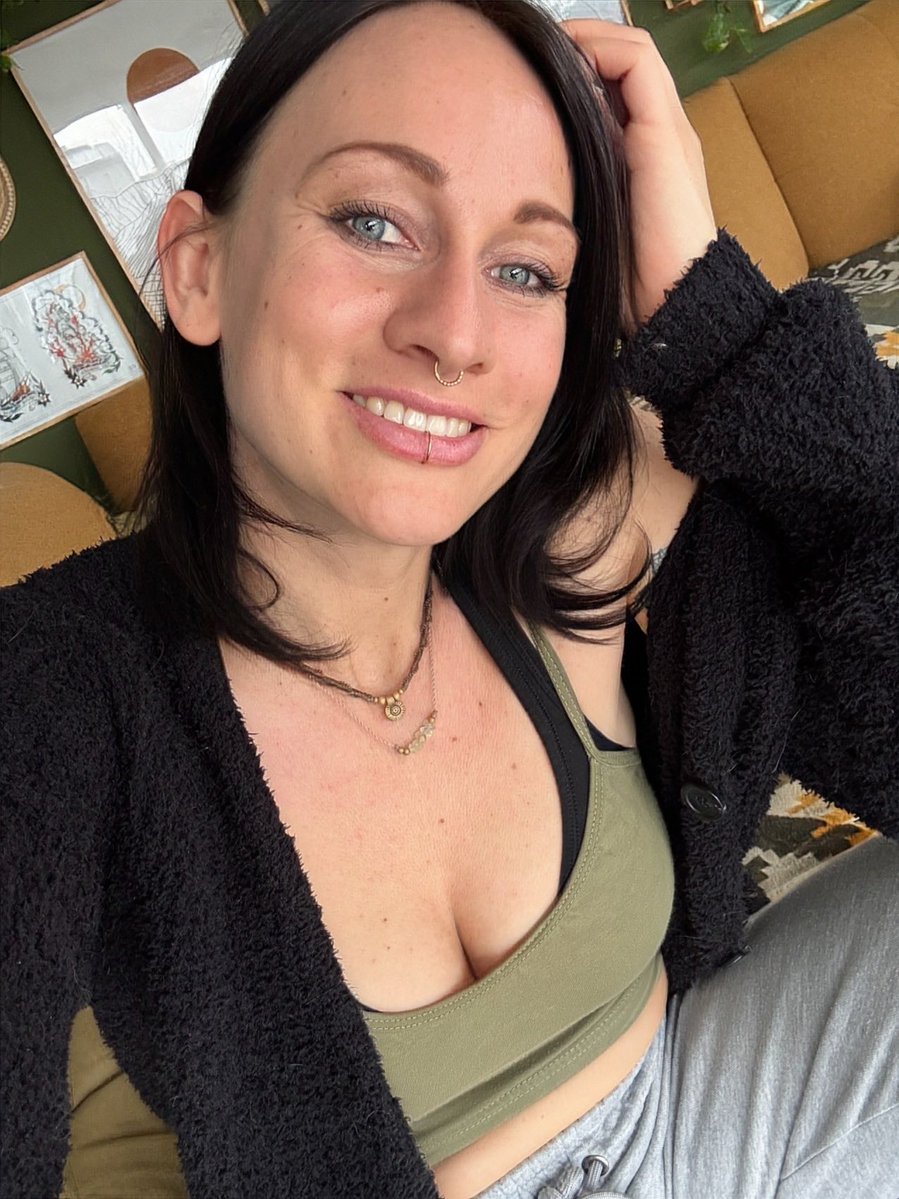 Anna Hansen tweet media