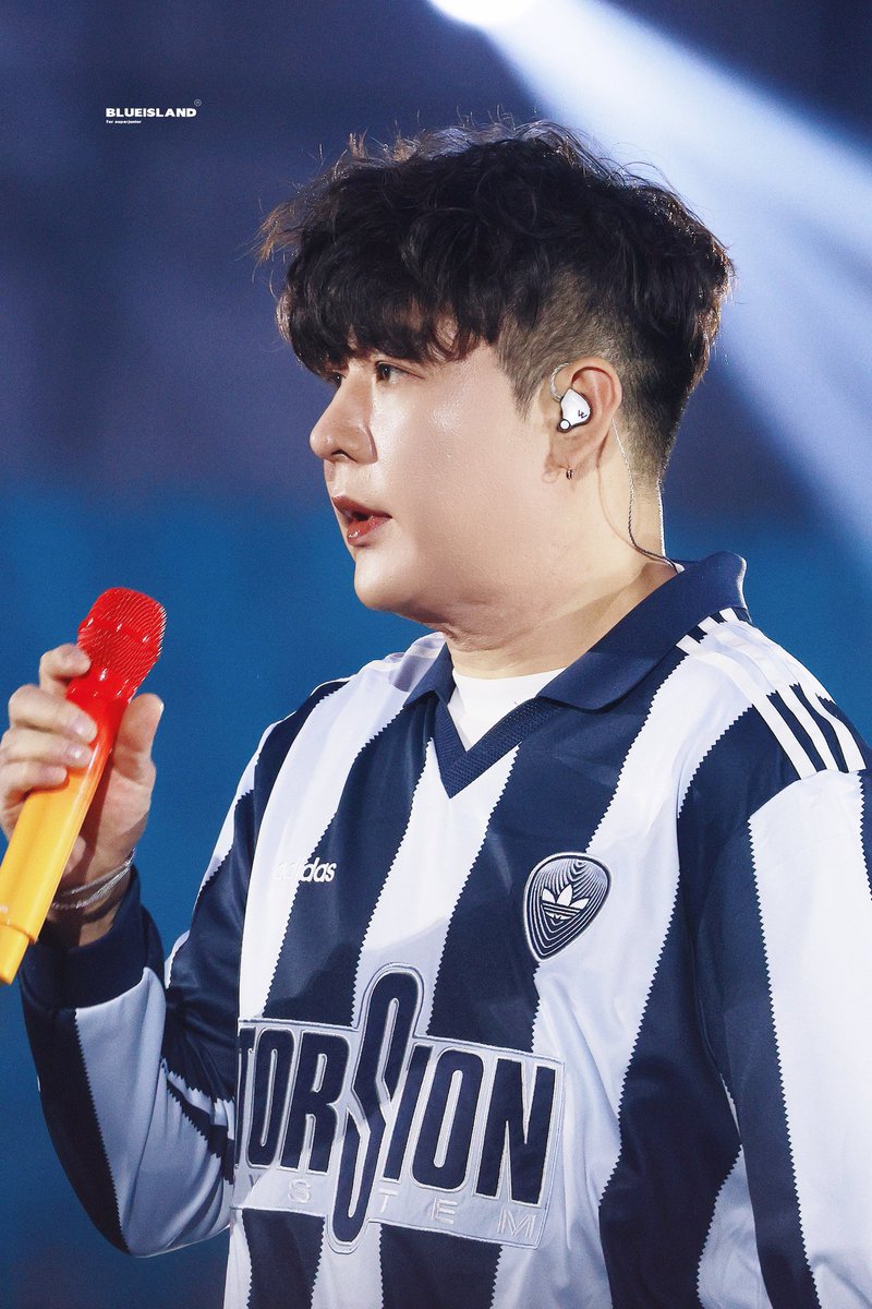 Anna loves Chul 3000. tweet media