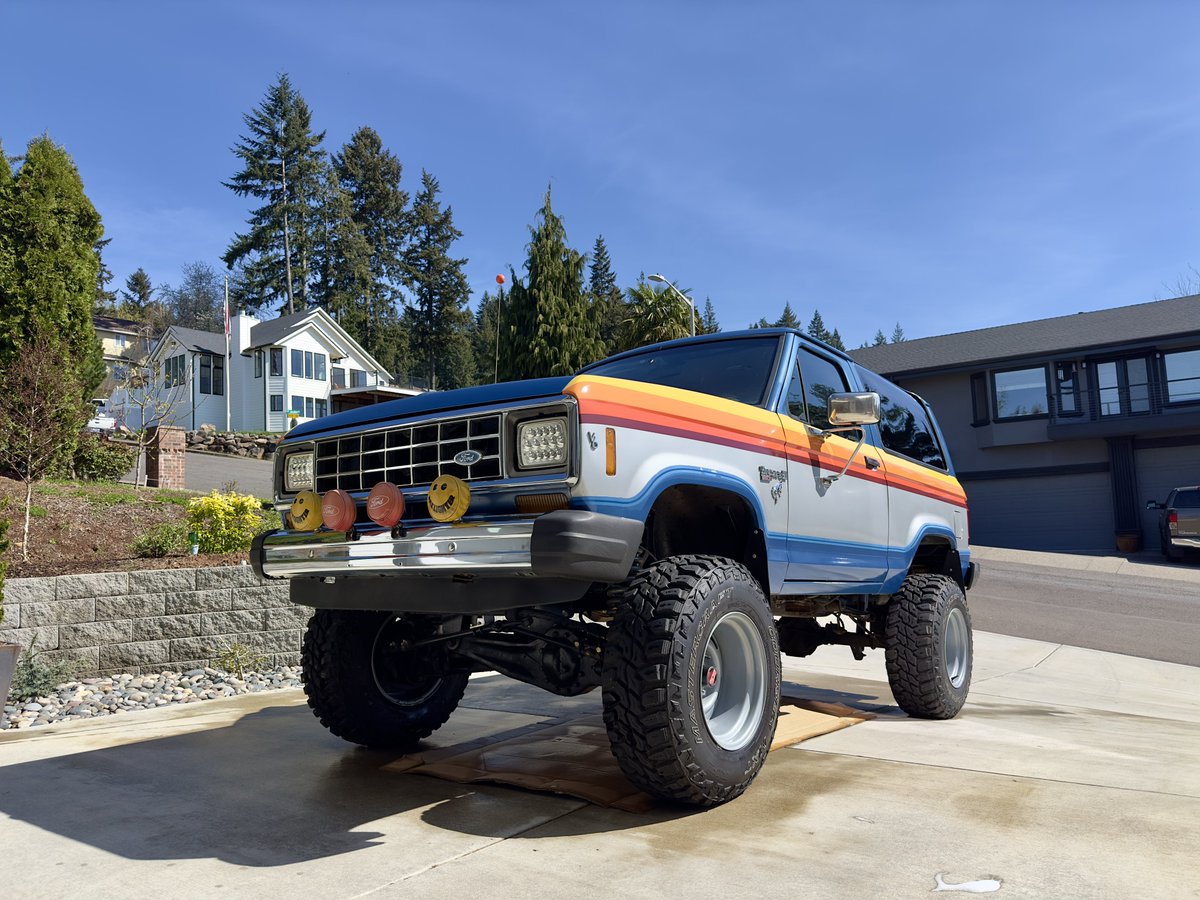 Slim Thicc tweet media