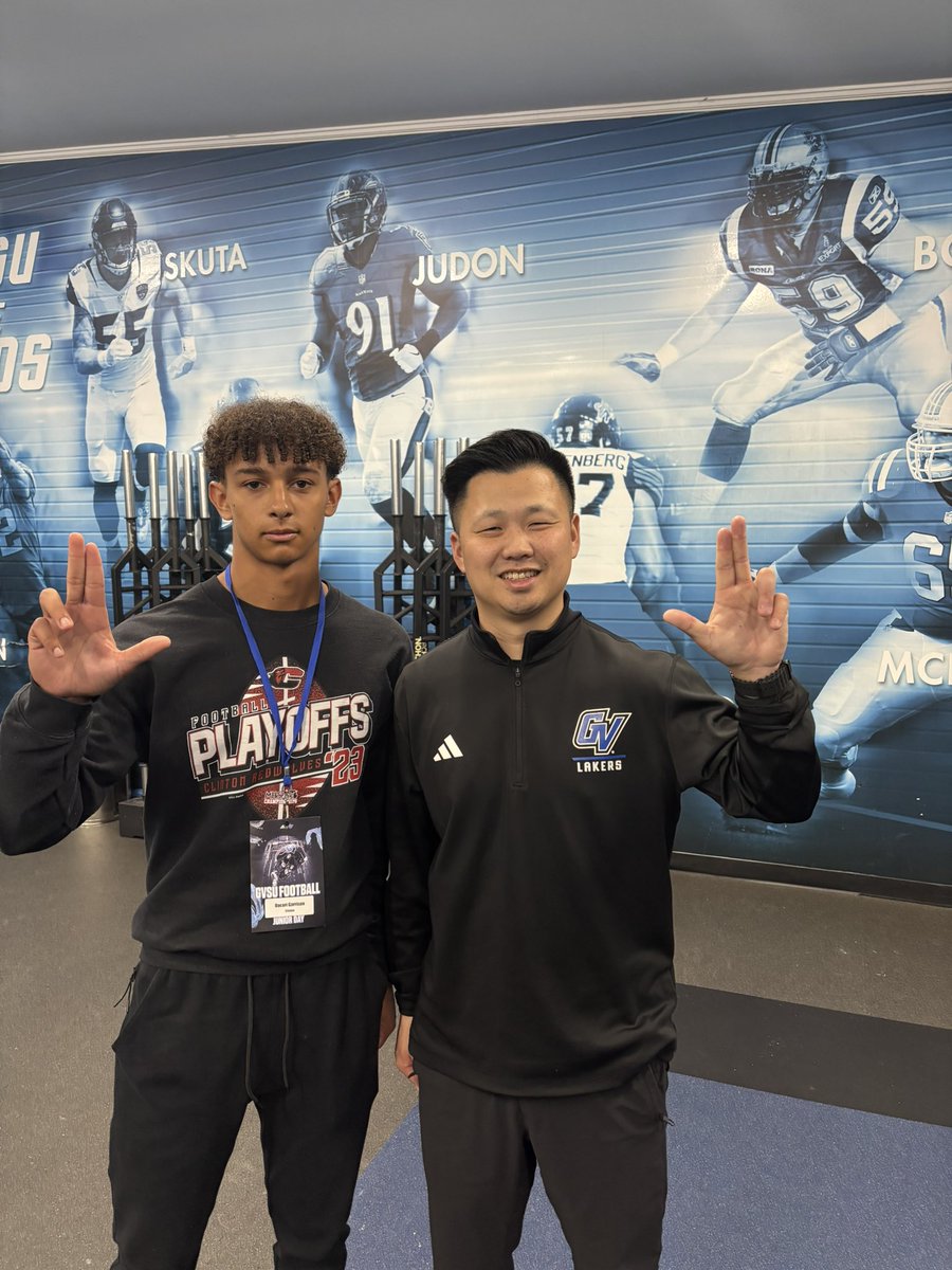 DacariGarrison's tweet photo. Had a great day @gvsufootball  junior day! I enjoyed watching practice and loved the atmosphere! Glad to be in contact and can’t wait to build the relationships further! @ClintonAthletic @GVSU_FBRecruits @AllenTrieu @MichFBFrenzy @CoachCooperGVSU @WreckingCrewMI @ClinHScounselor https://t.co/XEFY5tWz5t