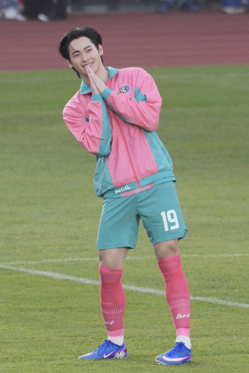 ٩(๑˃̶͈̀◡˂̶͈́๑)۶nutitle เติ้ล 타이틀 トル 영미 ❄️ tweet media