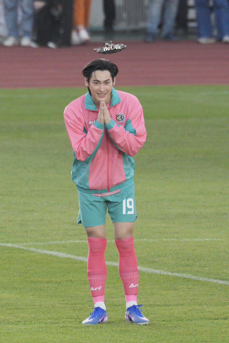 ٩(๑˃̶͈̀◡˂̶͈́๑)۶nutitle เติ้ล 타이틀 トル 영미 ❄️ tweet media