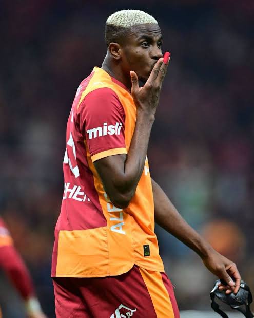 haberGBT's tweet photo. Victor Osimhen’in forma giymediği maçlarda Galatasaray, 3 mağlubiyet ve 1 beraberlik aldı.

❌ Galatasaray 0-2 Fenerbahçe
🤝 Galatasaray 1-1 Gaziantep FK
❌ Konyaspor 2-0 Galatasaray
❌ Trabzonspor 2-1 Galatasaray https://t.co/rRTEtxfDzp