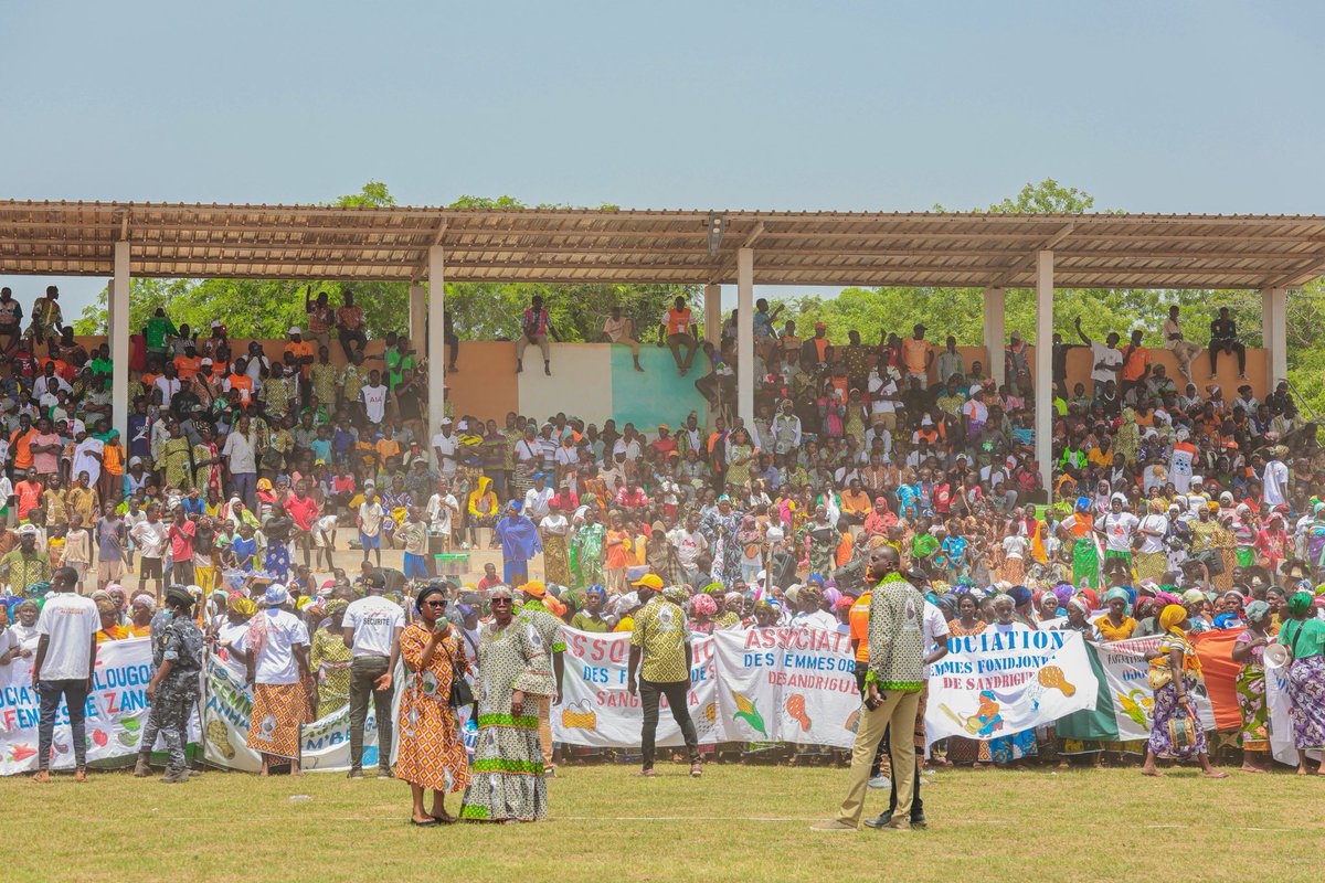 AlsoOfficiel's tweet photo. Ce 4 avril à M’bengué, j’ai pris part à la Fête de la Victoire organisée par les populations pour célébrer leur Député-Maire, Coulibaly Ali Kader.  
Une mobilisation forte du Tagbangue, fidèle au Président SEM Alassane Ouattara et au RHDP.

#AlphonseSoro #AlSo https://t.co/kIHzBRDQ6X