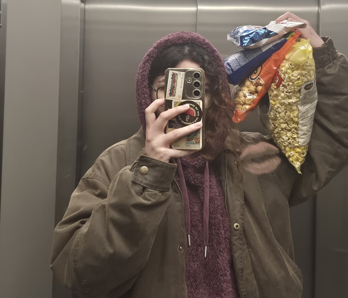 earfwormmm's tweet image. #provided #hunter #breadwinner