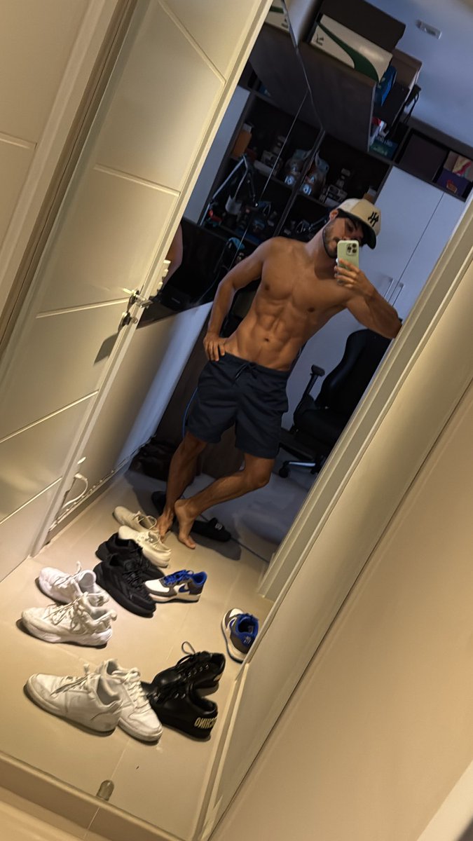 Henrytado tweet media