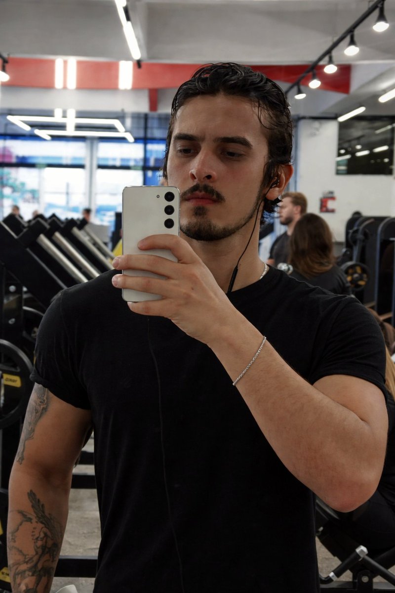 agroboy🔞 tweet media