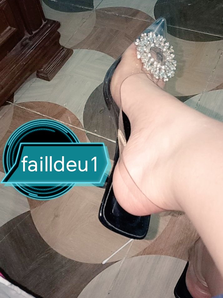 الملكه نور tweet media