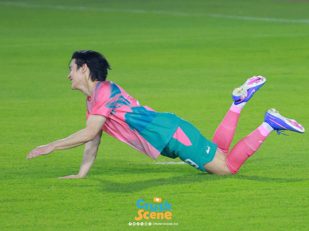 CrushScene_Ent's tweet photo. เก็บตกภาพกีฬามันส์ ๆ ไปกับน้องเก้าคับ

KAO X CH3 56YEARS LANDDOM 
#พาเก้าขึ้นสแตนด์2026
#number_9th #เก้านพเก้า 
#56ปีCh3LandDomDDay 
#CrushSceneEnt https://t.co/VR9MYYGojp
