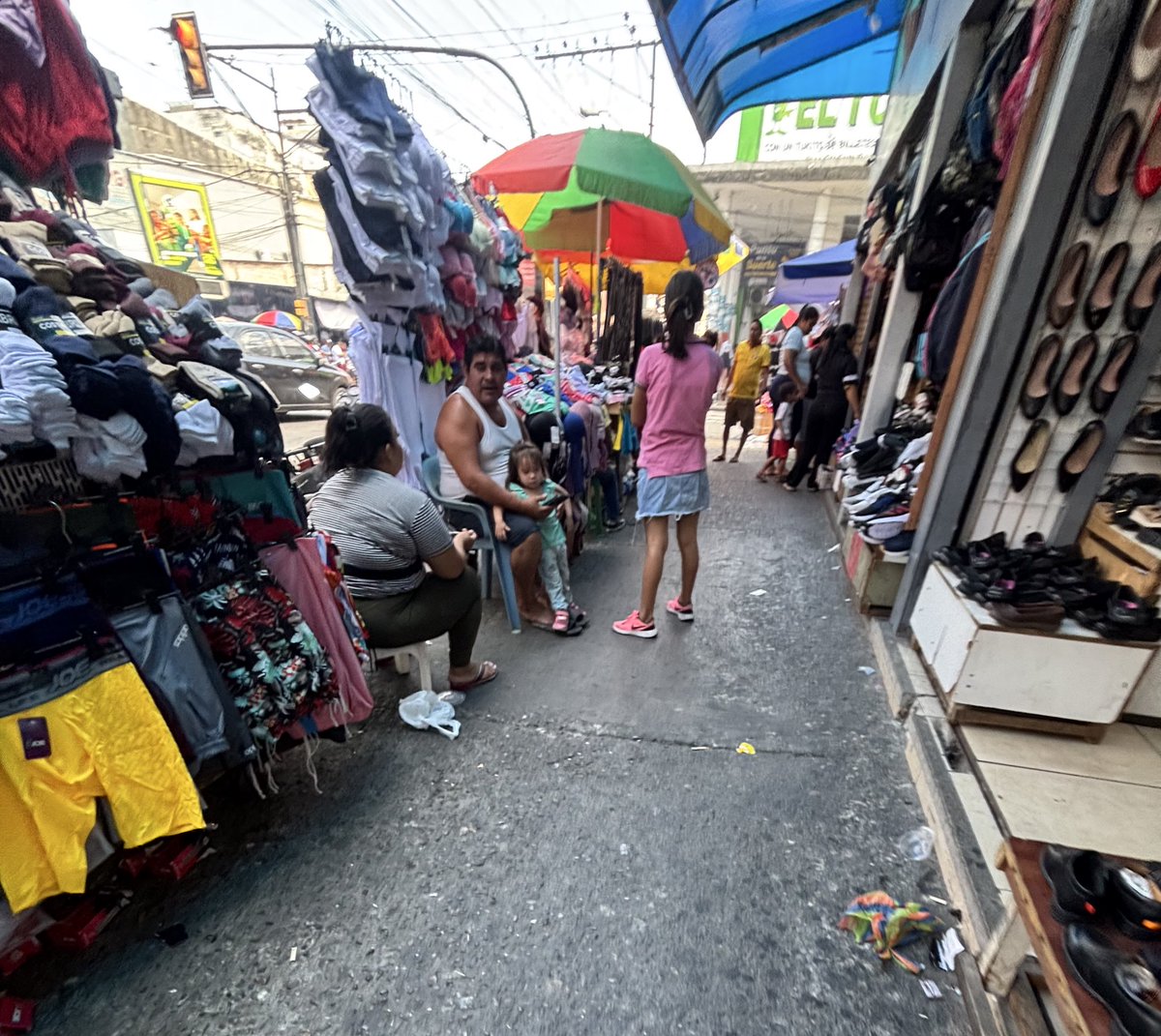 Guayaquilsinleyes tweet media