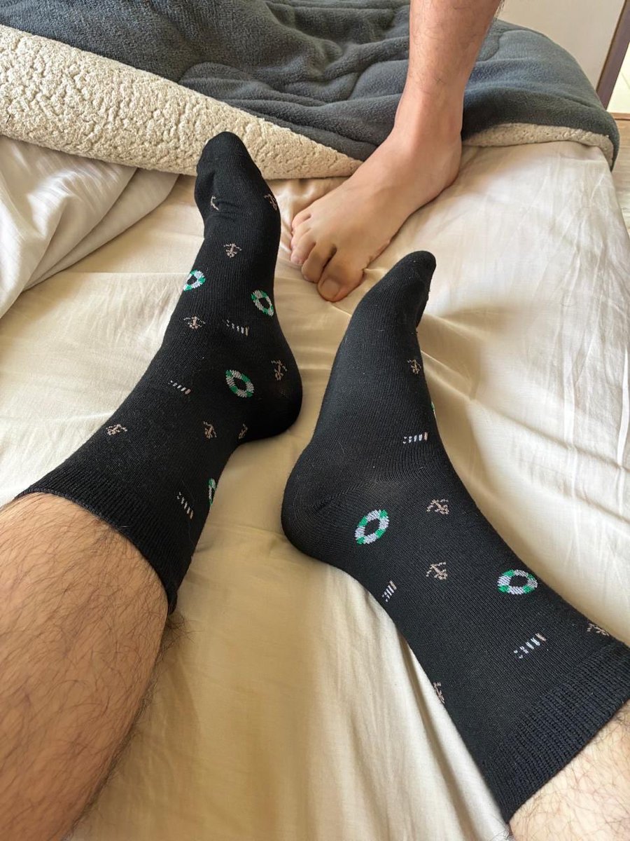 BonySweetSocks's tweet photo. Feet 🦶🏻 https://t.co/nlV1Cu5fOp