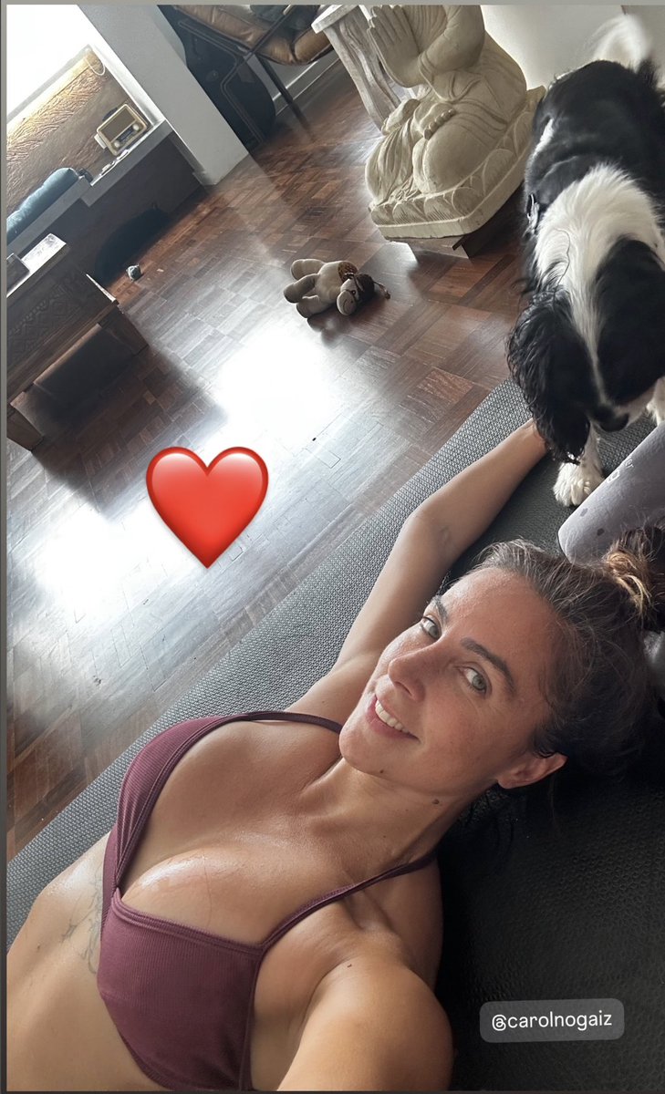 amablekink1's tweet photo. Que delícia de mulher. Suadinha assim… ❤️ https://t.co/eEdhSNqhiD