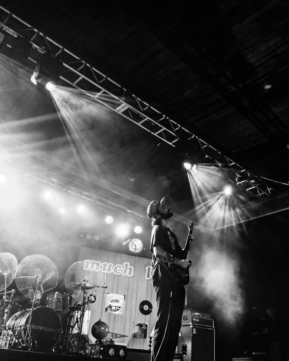 Microwave tweet media