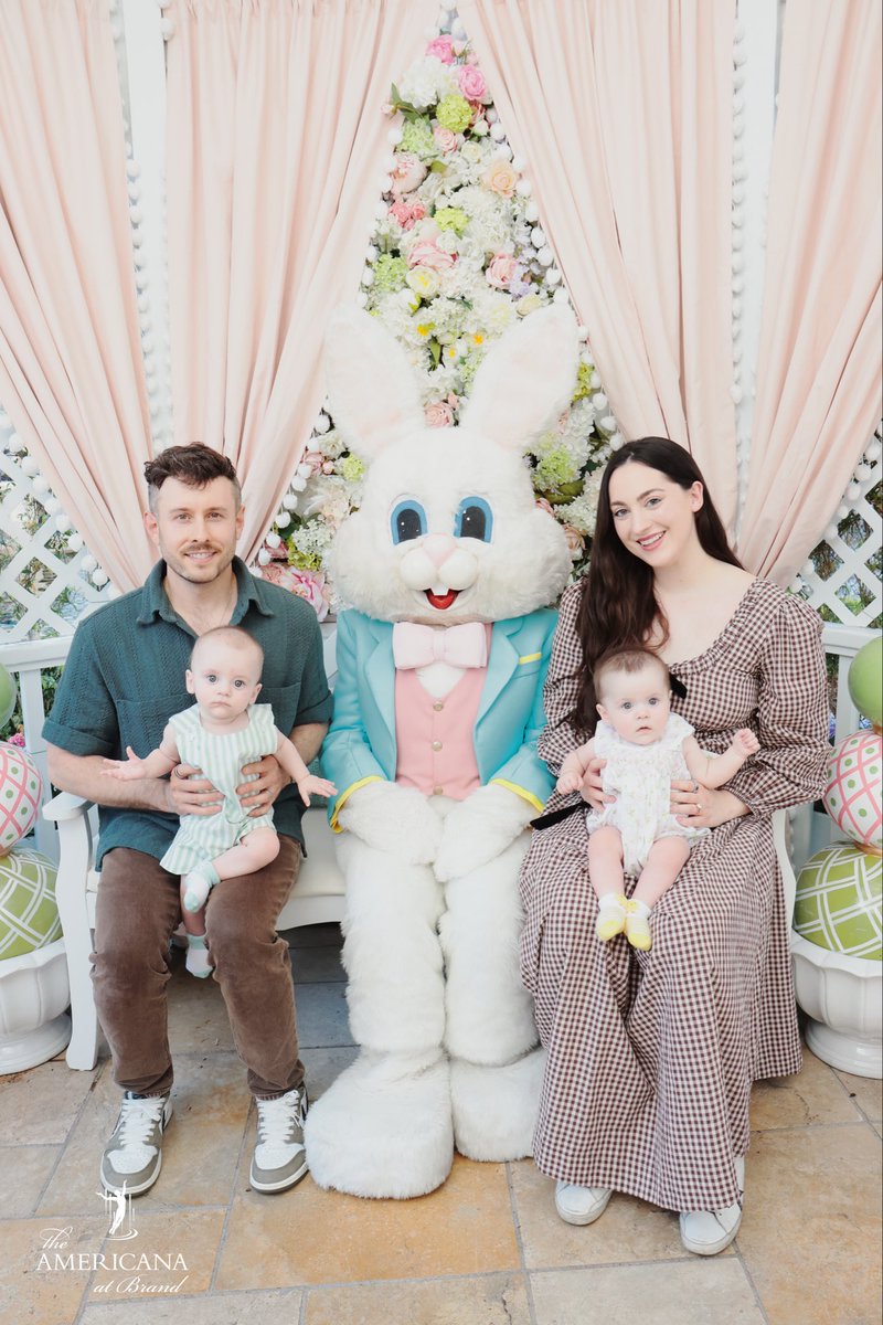 DesankaJulia's tweet photo. Happy Easter 💐🐰 https://t.co/OUmUQHqiLG