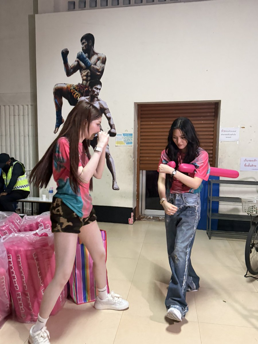 orm kornnaphat🌈 tweet media