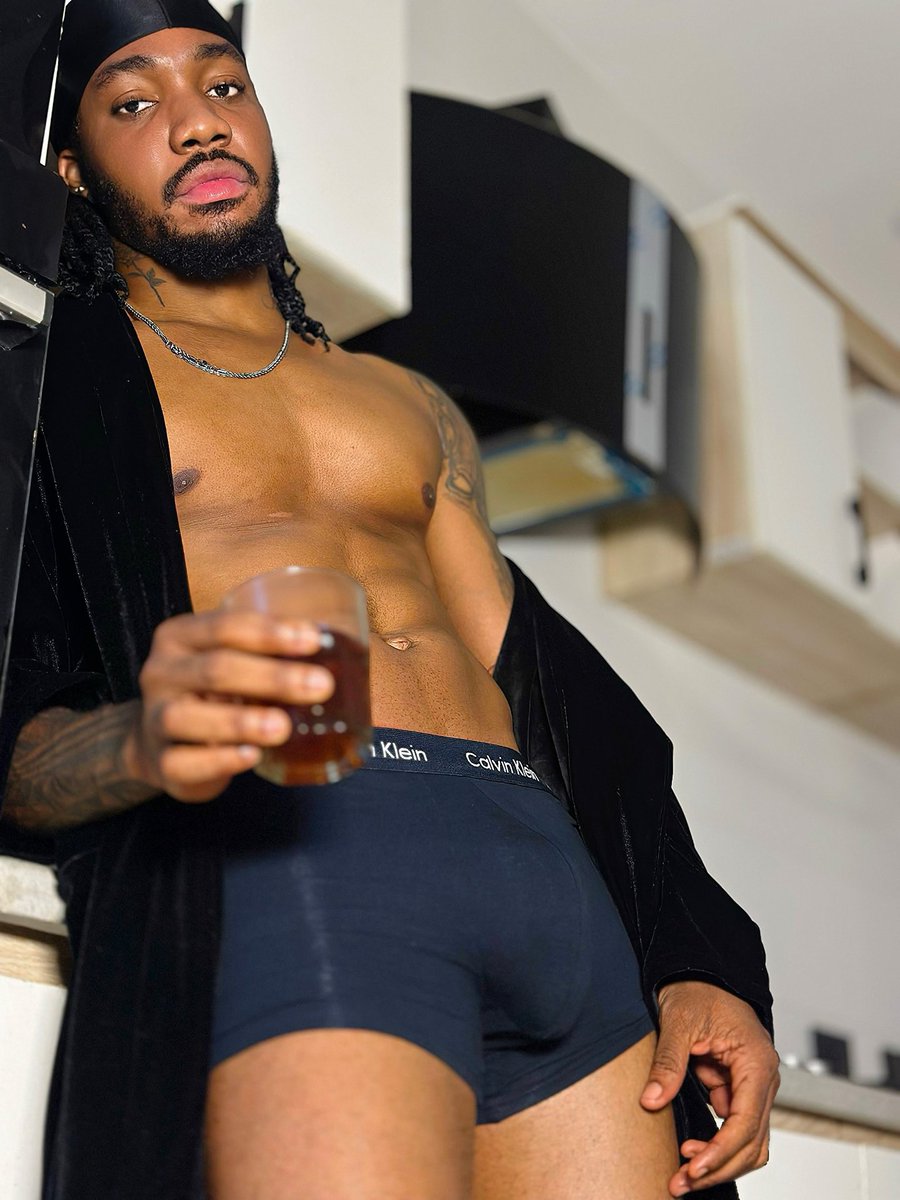 Metro Naija tweet media