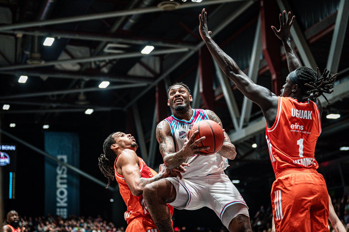 Telekom Baskets Bonn tweet media
