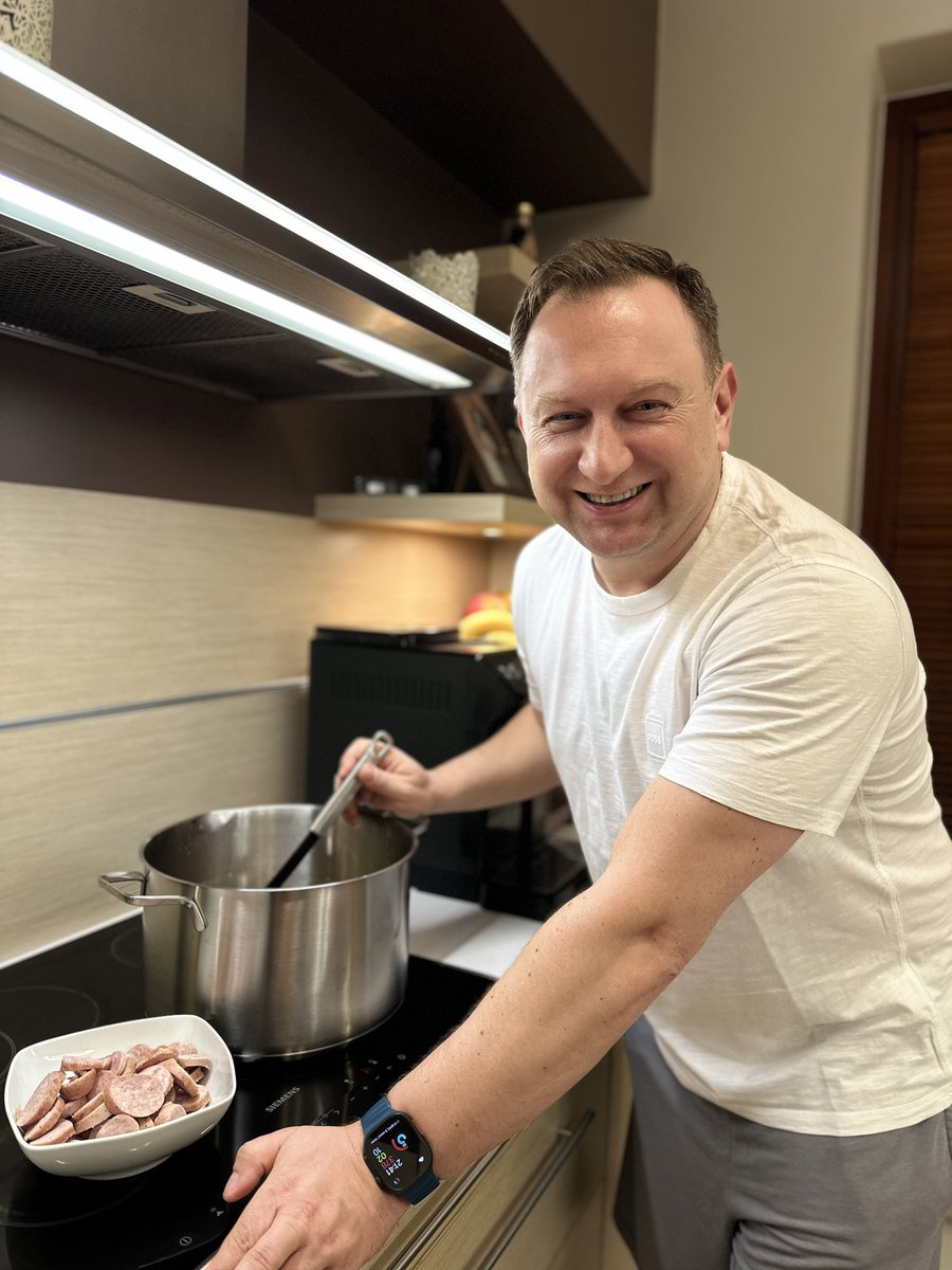 Tomasz Trela tweet media