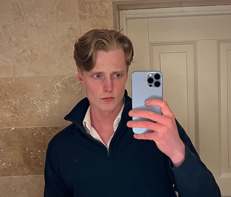 Holisticeric tweet media