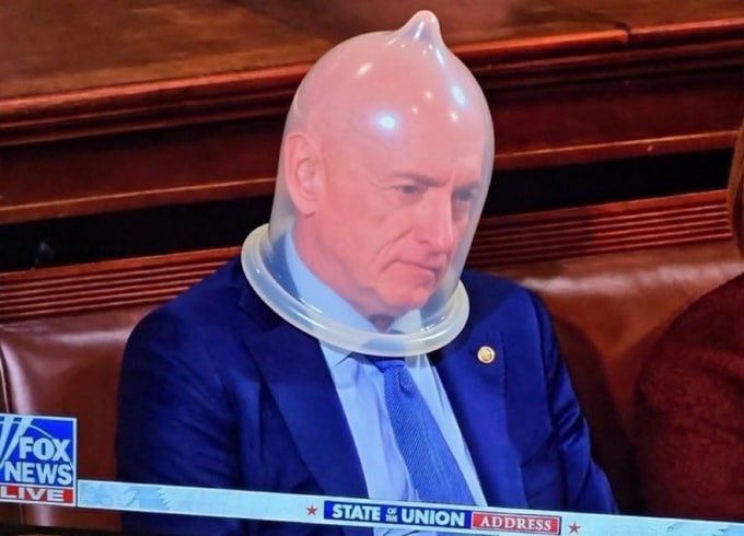 The look on your face when you got all dressed up and still missed your flight to the moon. 🚀 😆