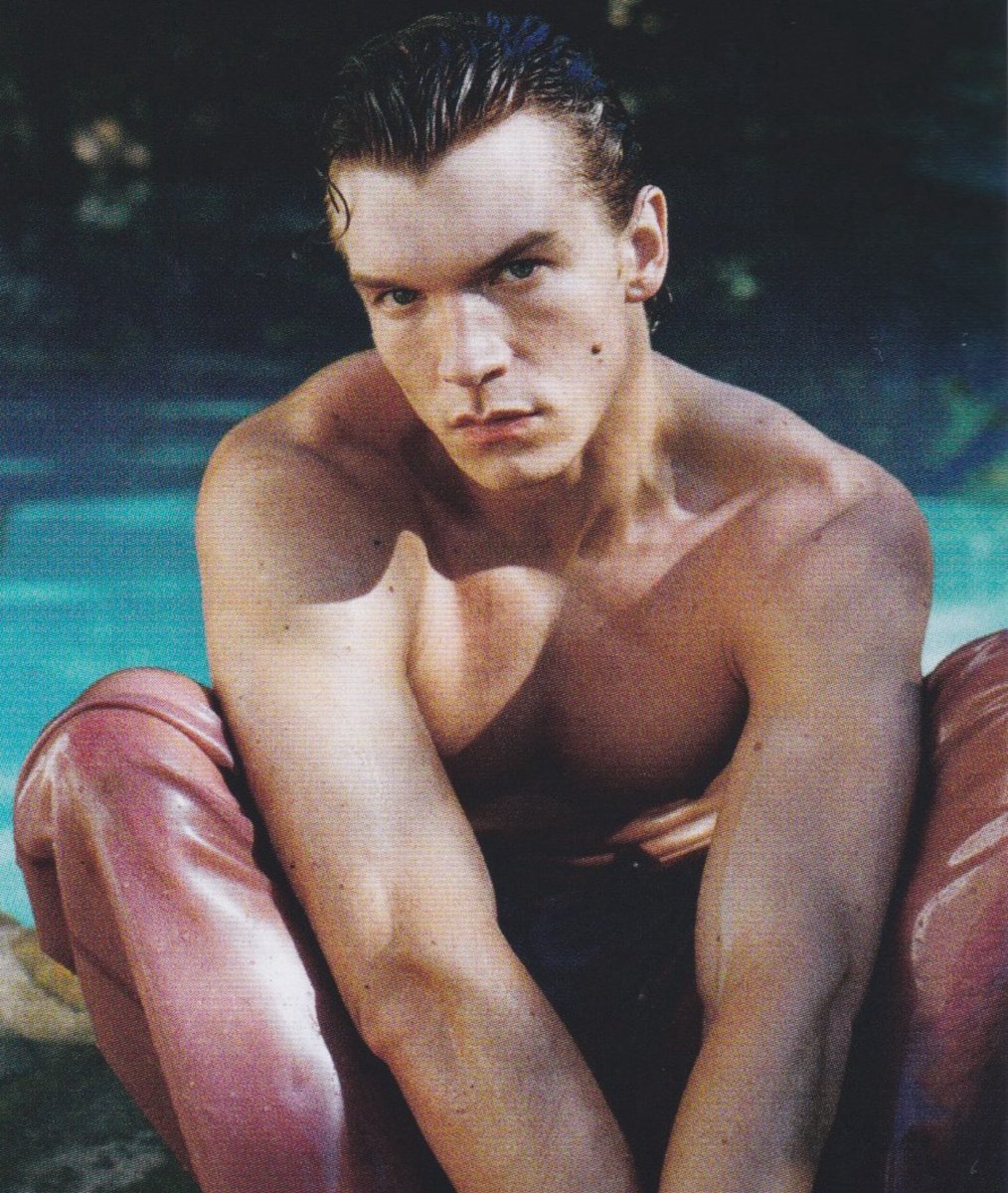 professional cat-ifyer of the HR cast tweet media