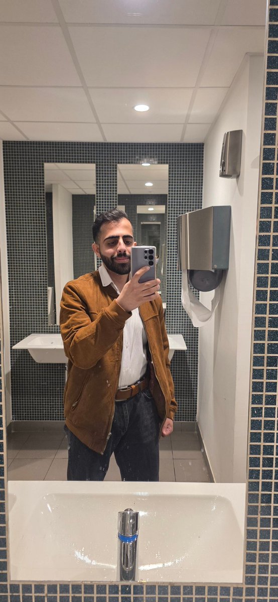 مازن tweet media