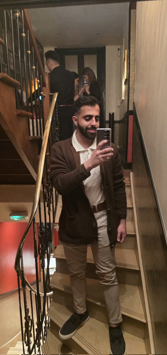 مازن tweet media