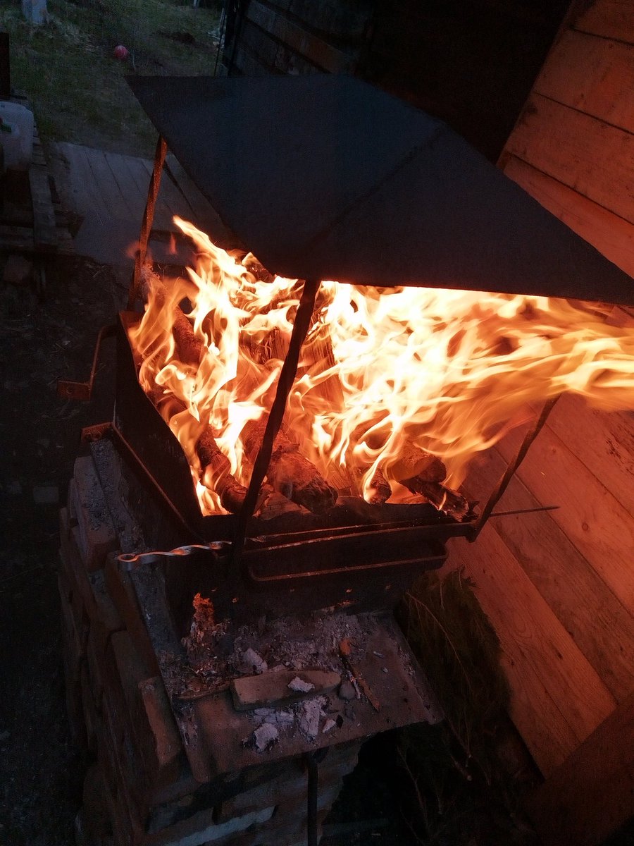 Дэнчык Кобра Вясковы tweet media