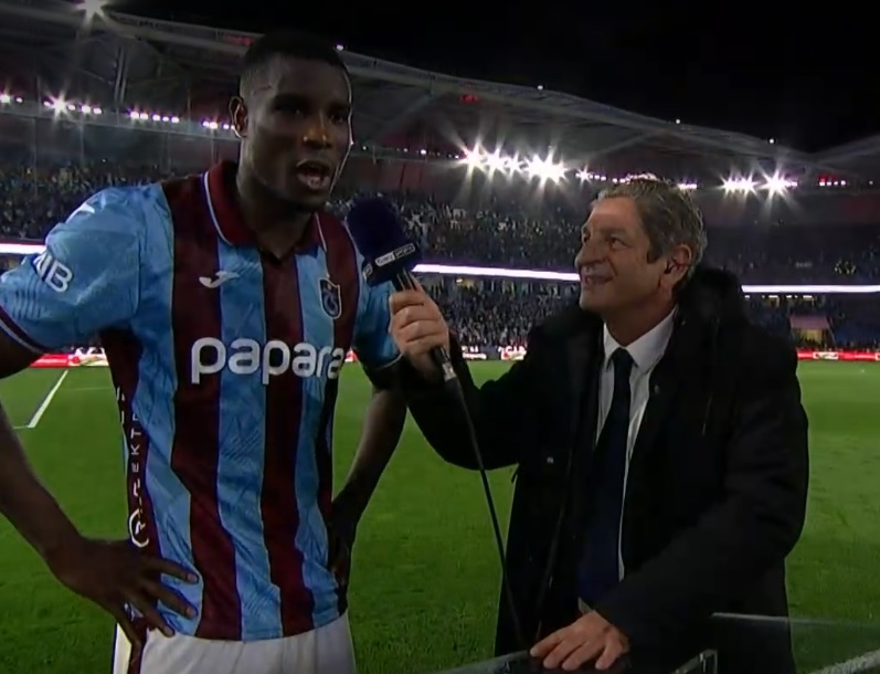 Bakın güntekin nasıl mutlu bu maça özel hazırlanmışlar ilk defa sahadan yayın yaptığını gördüm. Küfürlerde hiç kısmadılar sesi. <a href="/GalatasaraySK/">Galatasaray SK</a> yönetiminin ve camiasının bunlara haddini bildirmesi gerek. Bunların hesabını vereceksiniz görüşecez <a href="/beINSPORTS_TR/">beIN SPORTS Türkiye</a>